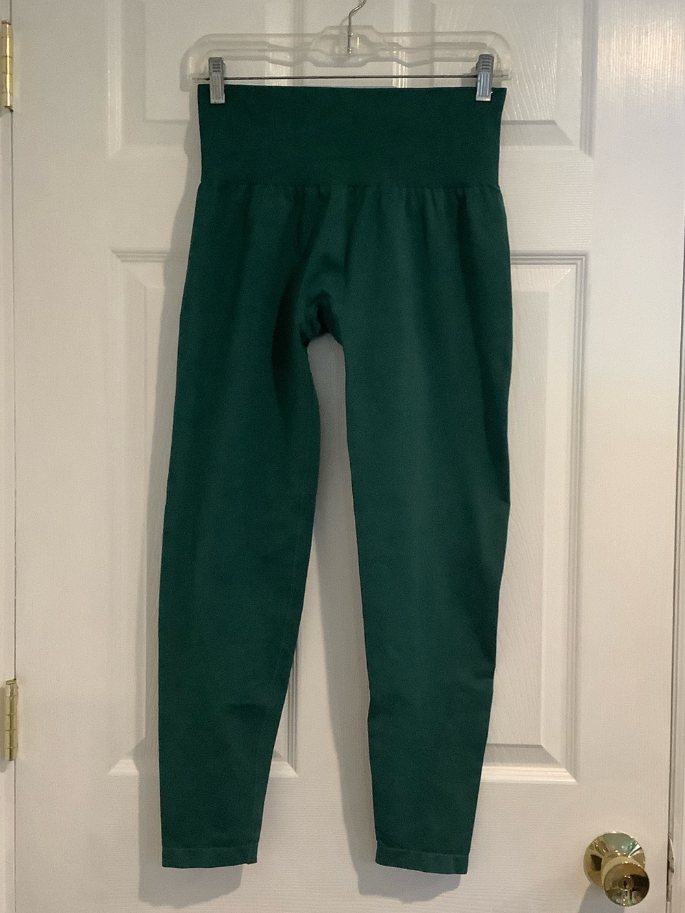 NVGTN Green Stretch Seamless High Rise Gym Yoga Running Workout Athletic Legging